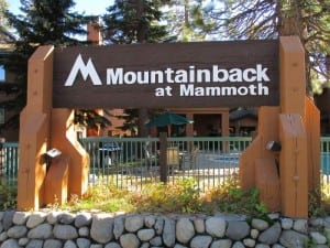 Photo of the entrance sign to Mountainback